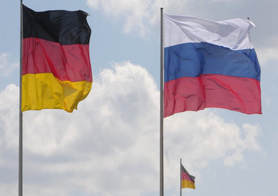علم ألمانيا وروسيا
